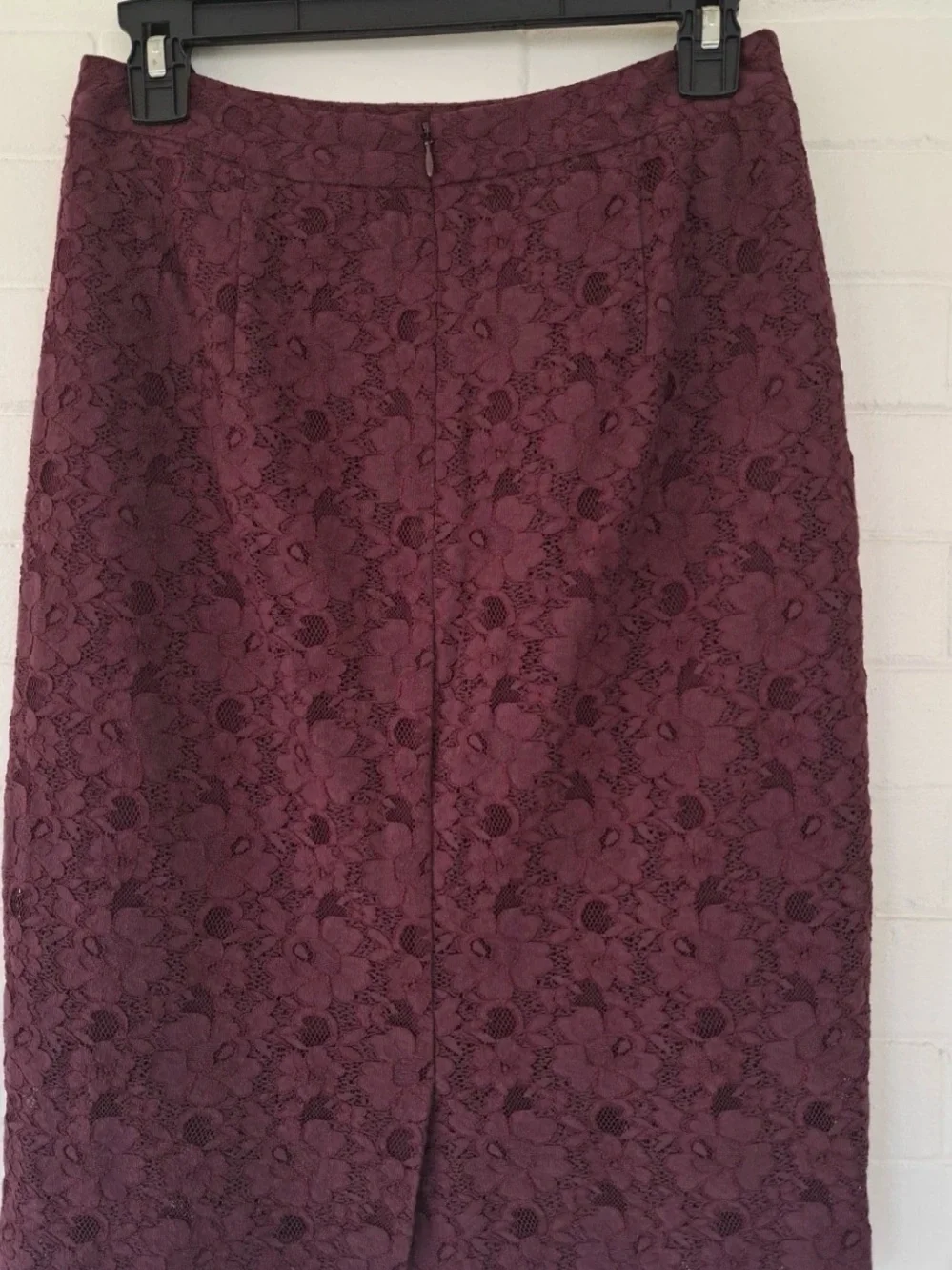Halogen Burgundy Lace Pencil Skirt